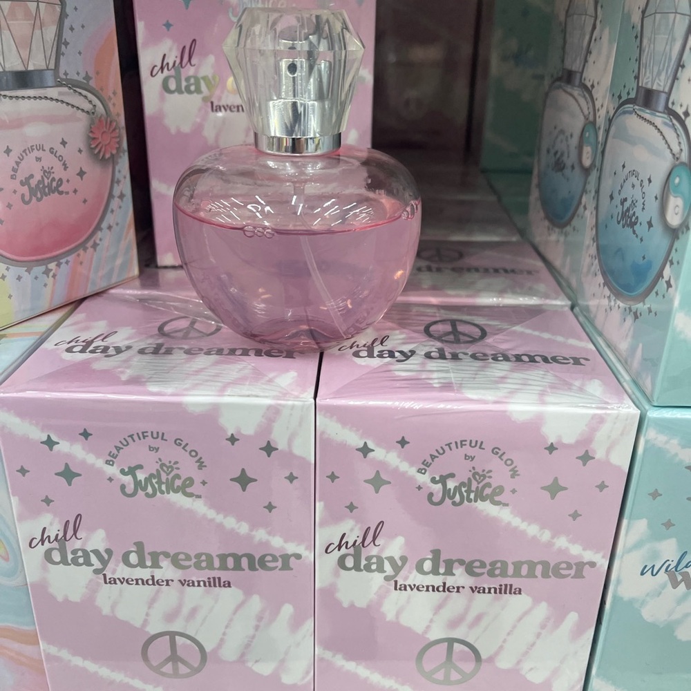 Justice Chill Day Dreamer Lavender Vanilla Beautiful Glow 2.5 fl oz -SEALED